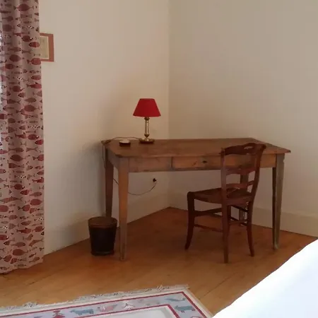 Bed and Breakfast Le Logis Du Pradet 3*