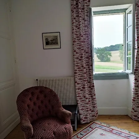 Frühstückspension Le Logis Du Pradet 3*